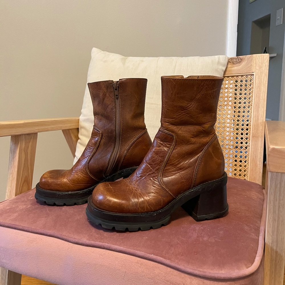 Vintage Steve Madden Leather Platform Boots